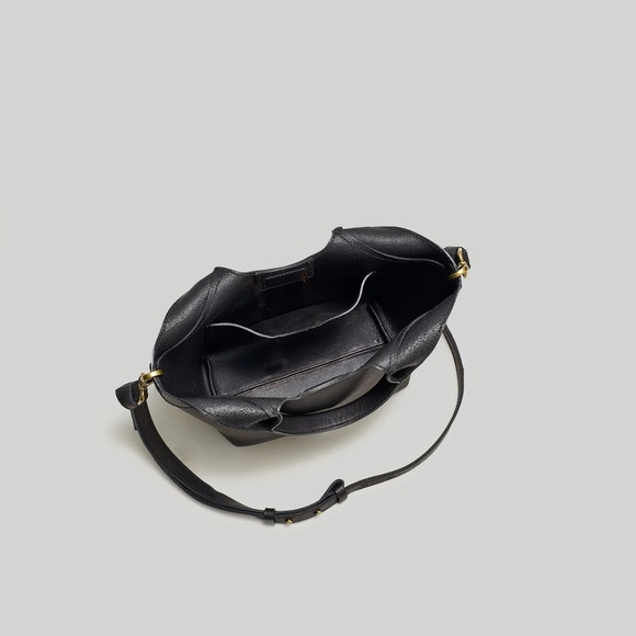 Madewell The Mini Sydney Cutout Tote in Leather - Picture 2 of 8